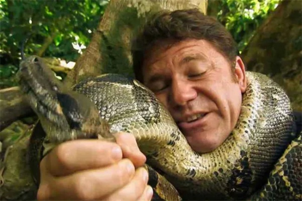 梦境解析,花蟒蛇水中激战,老板涉险的深层含义 梦境解析,花蟒蛇水中激战,老板涉险的深层含义