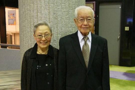 在去世人的房间，梦境中的蛇与心灵的对话