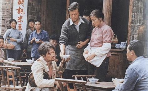 梦见儿子全身被水淋湿了，梦境背后的深层含义与解析
