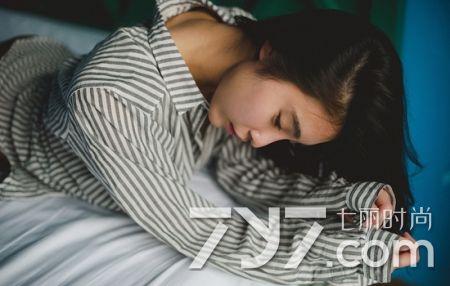 周公解梦，梦见与熟人陷入恋爱争执，情感纠葛的深层含义