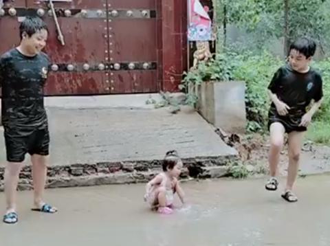 孕妇梦见掉水坑，梦境背后的深层含义与心理解析