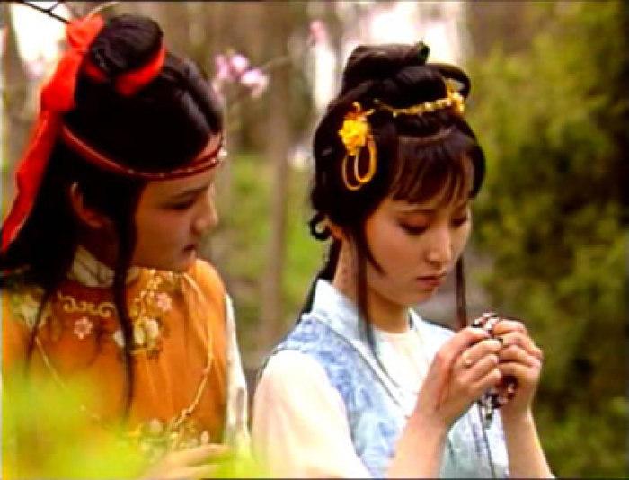 梦回荣府，探秘红楼梦中的黛玉葬花梦境