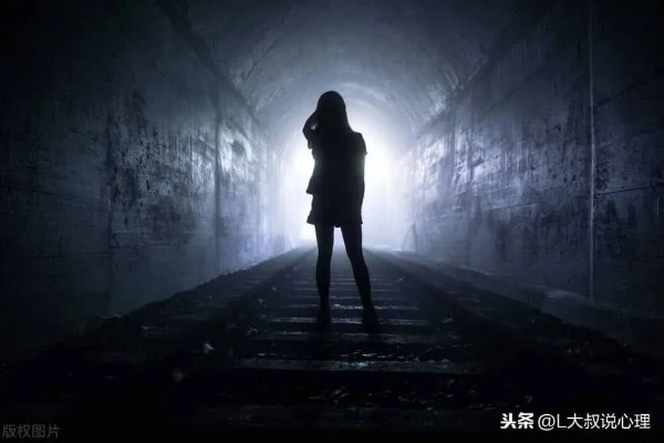 为什么我总是梦到鬼，探索梦境中的幽影与深层心理
