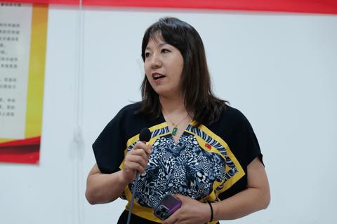 梦境中的婚礼，穿越现实的情感纽带