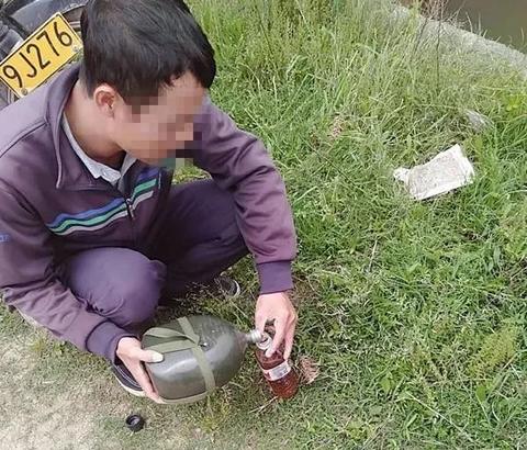 周公解梦，梦想蛇咬我胳膊上的深层含义