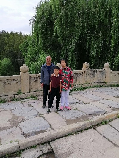 梦境解析，带孩子出游至桥边，太爷出现共聚天伦之乐