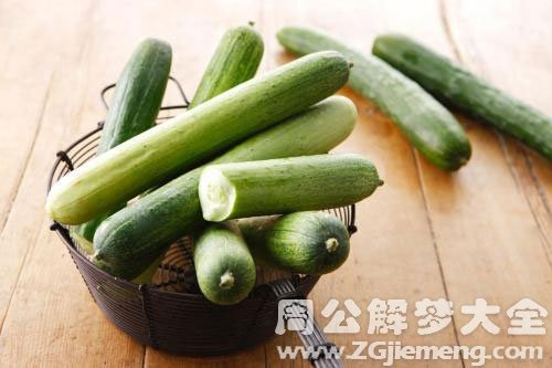 怀孕梦见南瓜黄瓜，寓意与解读