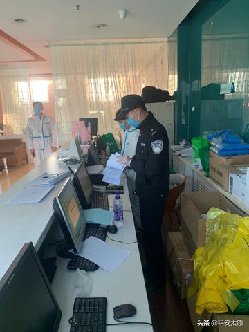 梦境中的温情传递，解析梦见死去的亲人拿钱给我与父亲的含义