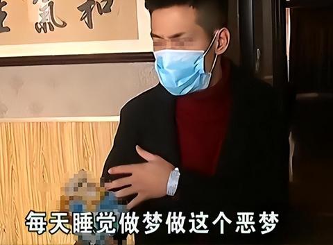梦境中的沉重象征，解析梦见好多个棺材被人抬着经过我的深层含义