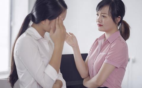 母亲刚去世近一月，家里儿孙频做梦，梦境背后的情感纽带与心灵慰藉