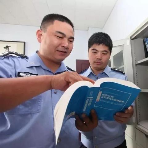 梦到同事流血，梦境背后的深层含义与心理解析