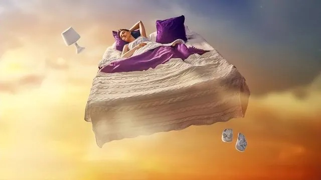 梦见喜欢的人追求自己，梦是相反的话，那又代表什么呢？