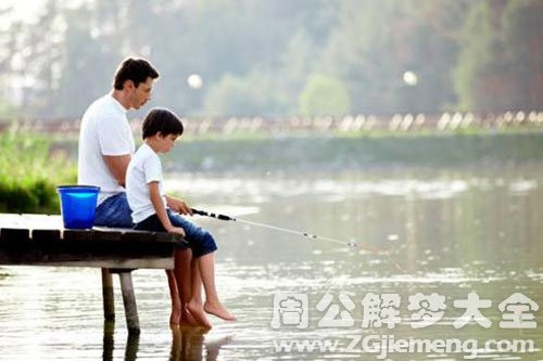 梦之解析，梦到别人钓鱼的象征意义与深层含义