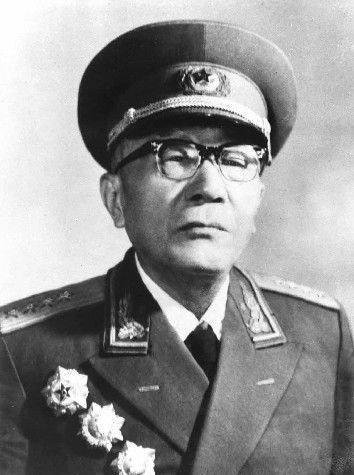 梦境交织的情感深渊，梦见女儿死去的丈夫呼唤妈妈的泪水