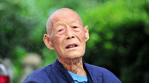 破梦之旅，从梦见母亲去世很伤心中寻找心灵的慰藉