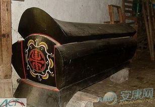 解梦梦见棺材，探寻潜意识中的深层寓意