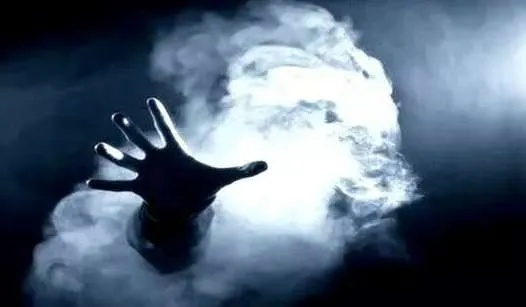 梦境的迷雾，探索为何频繁梦见自己与熟人濒死