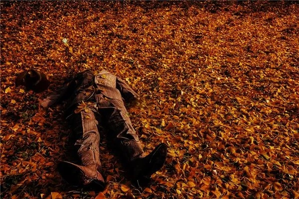 梦见死人复活让自己试座竹椅，探索梦境背后的深层含义与预兆