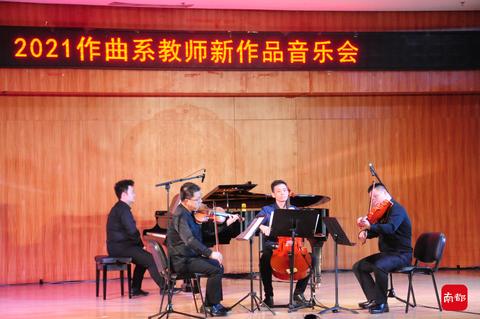 梦境的迷雾，解析梦到老公爱的不是自己是其它女人的深层含义