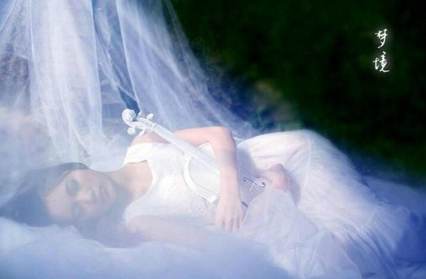 离婚女人梦见自己结婚，梦境背后的深层含义与心理解析