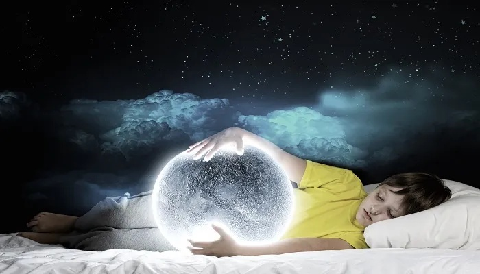 梦境中的天使，解读梦到男孩女孩的象征意义