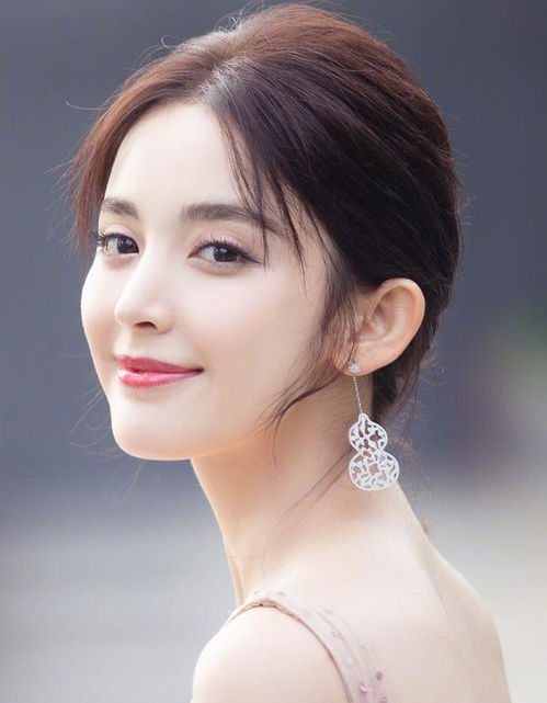 梦境中的温柔，解析梦见与心爱女孩接吻的深层含义