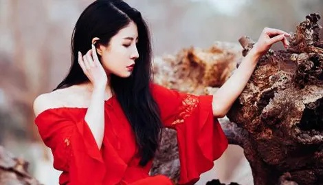 女性梦境解析，梦到穿红衣服意味着什么？