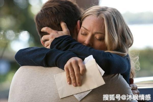 有时候做梦总会梦到前男友，梦境背后的情感解析与自我成长