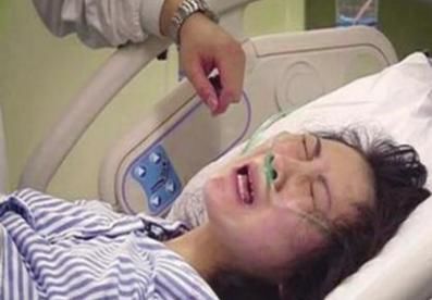 梦见别人流血不止怎么办，解读梦境背后的深层含义与应对策略