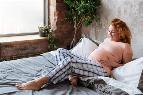 孕妇梦见死人变年轻，梦境背后的深层寓意与解读