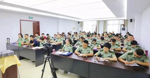 梦境解析，为何梦见房子门低了自己进不去？