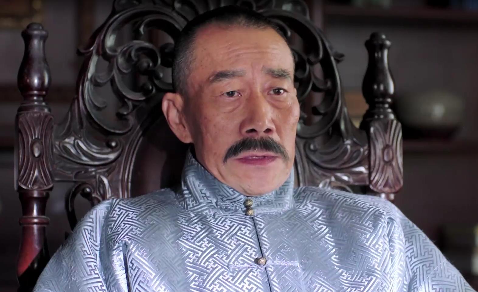 梦境中的艺术奇迹，解析梦见一个人画了一只凤凰好漂亮的深层含义