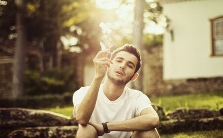 梦见和分手的男朋友结婚，旧情复燃的预兆，还是内心的渴望？