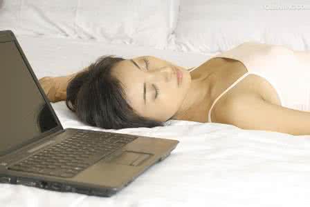 梦境的深层解析，梦见另外一个女人睡在我和老公的床上意味着什么？