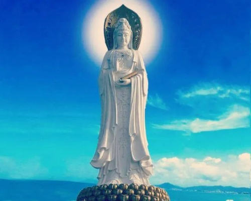 梦境中的神圣邂逅，解读梦见观音菩萨的深层寓意