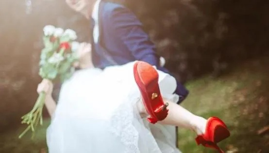 梦境的迷雾，解析梦见男朋友要跟别人结婚的深层含义