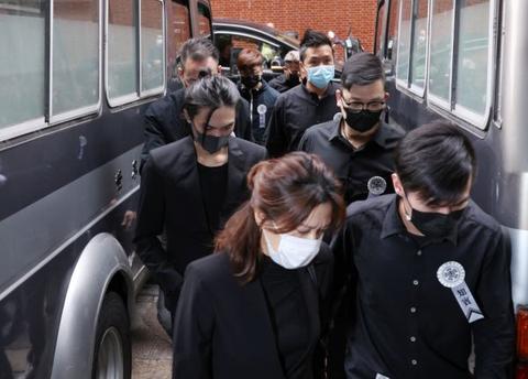 昨晚梦到了棺材和出殡，梦境背后的深层预示与解析