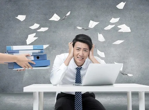 梦见自己被调离工作岗位，职场变迁与内心调整的预兆