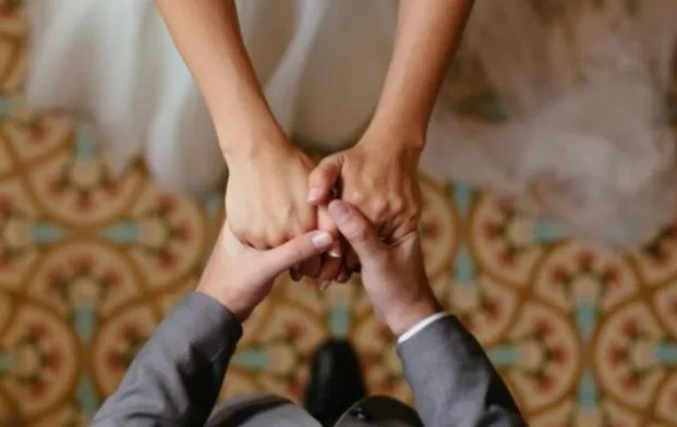 重燃婚礼之梦，解析已婚者梦见与伴侣再次结婚的深层含义