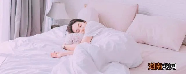 梦见别人身上长包的预兆，解读梦境中的警示与启示