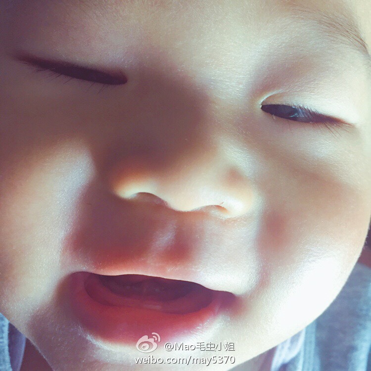 梦见自己的牙掉了好几颗流了好多血，探索梦境背后的深层含义