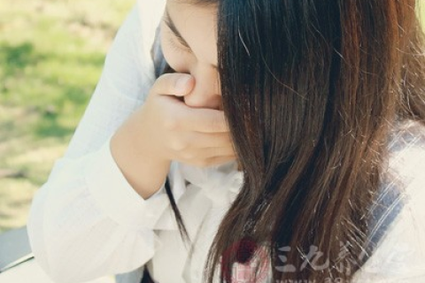 梦见女同事嘴上生疮，解析梦境背后的深层含义