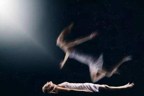 梦见活人死了又活了，探索梦境背后的深层含义与心理解析