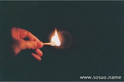 梦见大牙被撞松并拔掉，梦境解析与心理暗示