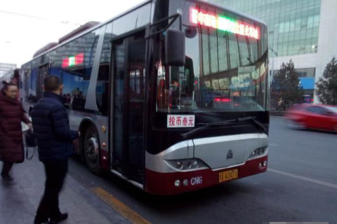 梦见坐错了公交车，探索梦境中的选择与人生导航