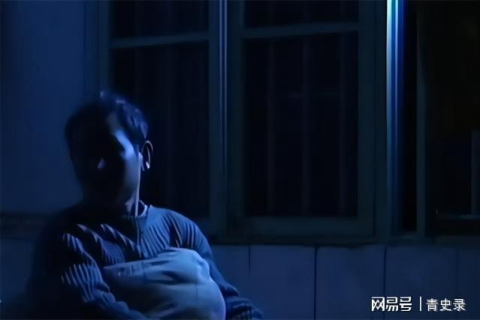 梦境启示录，梦见自己挺着个大肚子的深层含义与心理解析