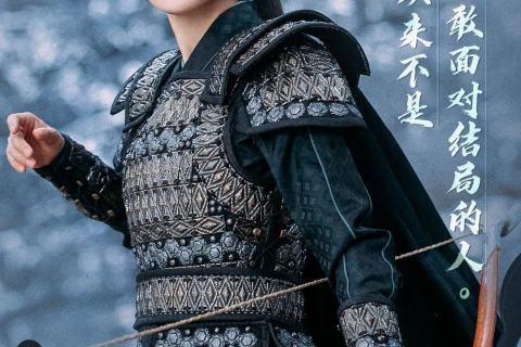 梦境的启示，三次跌倒，却未受伤——探索内心深处的坚韧与成长