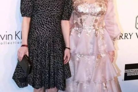 梦见生女儿买什么奖，解读梦境中的预兆与幸运数字