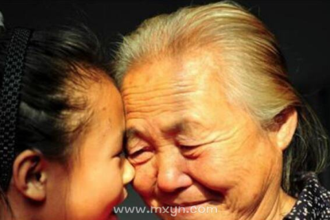 梦境中的温情再现，解析为何最近每晚梦见去世的姥姥