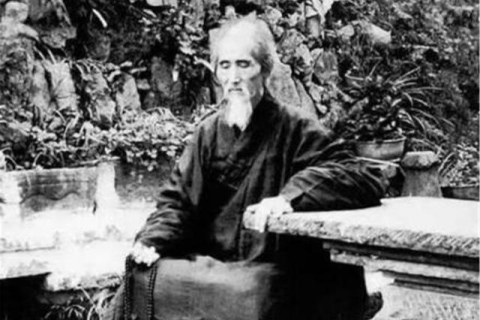 梦境预兆，老爷爷的温馨提醒——怀孕之路需谨慎前行